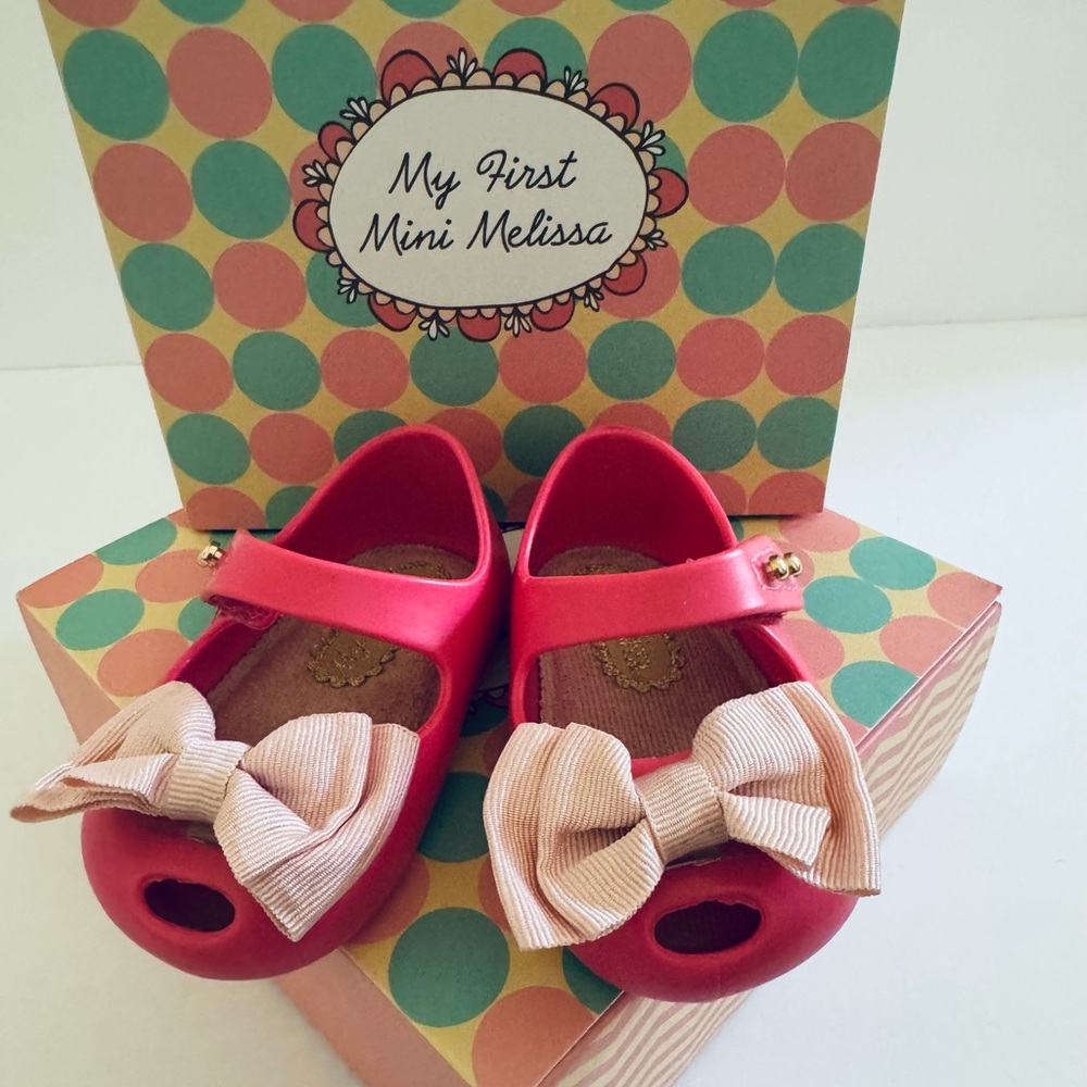 Mini Melissa “my first mini” Pink size 3 (USA)